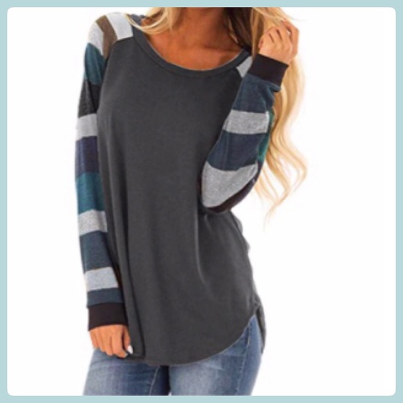 Boutique Tops - HP NWT Comfy Sweet Gray Striped Raglan Sleeve Tee